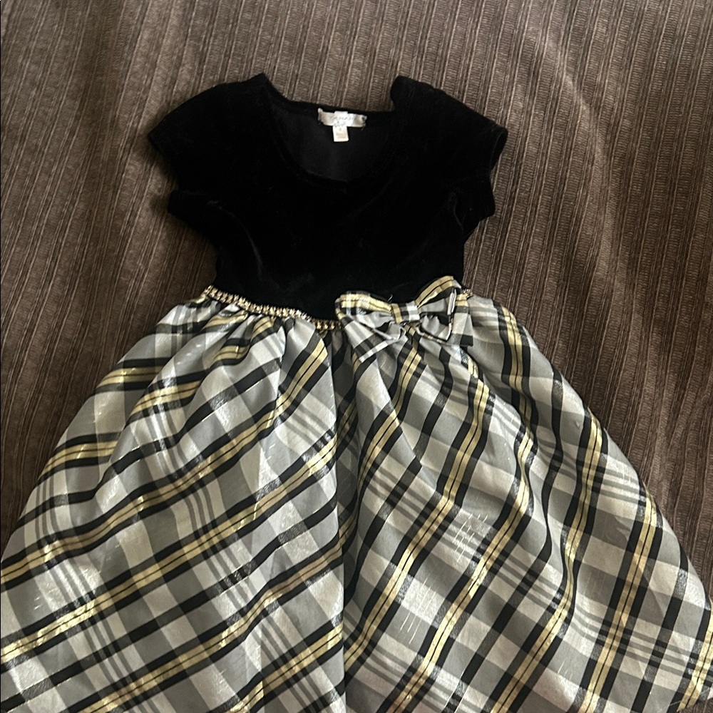 Elegant Kids Black Velvet and Gold Plaid Dress